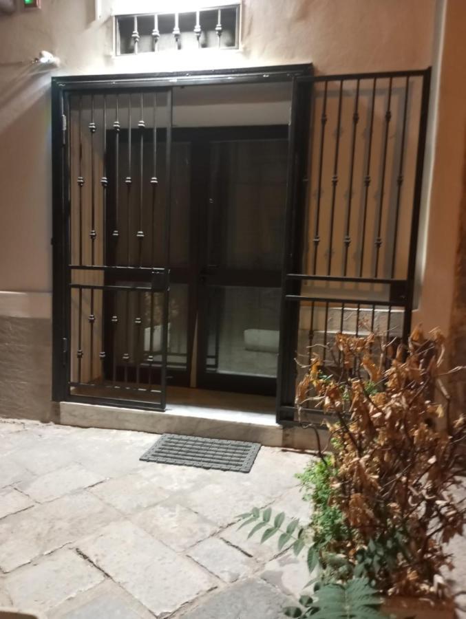 Casa Chiaretta Villa Palermo Bagian luar foto